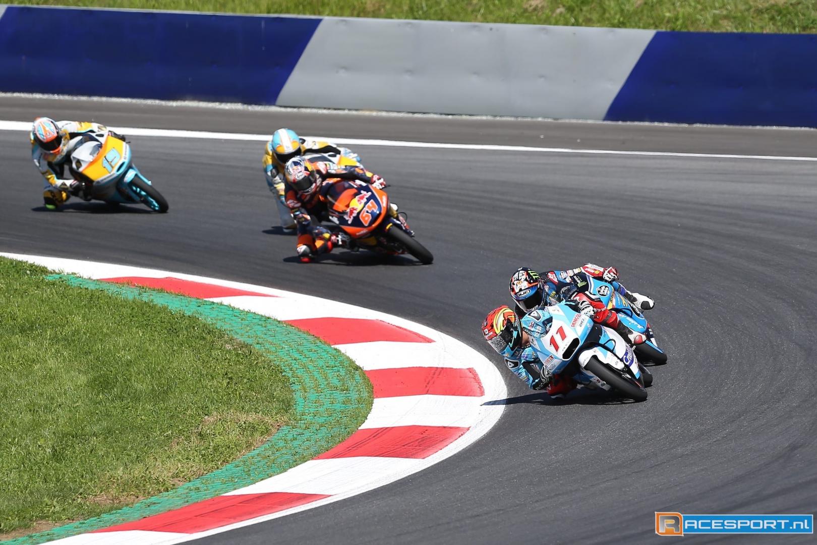 moto3 race