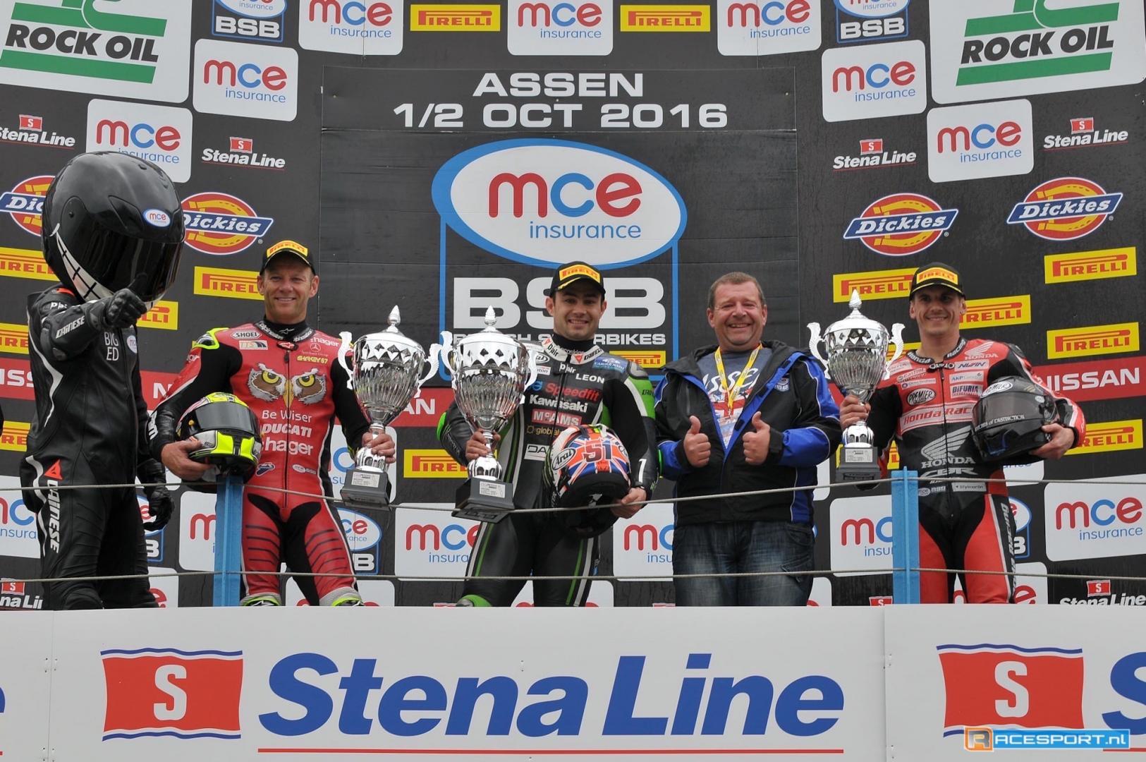 podium race 2