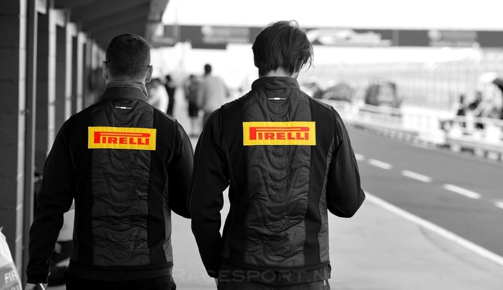 pirelli-engineers