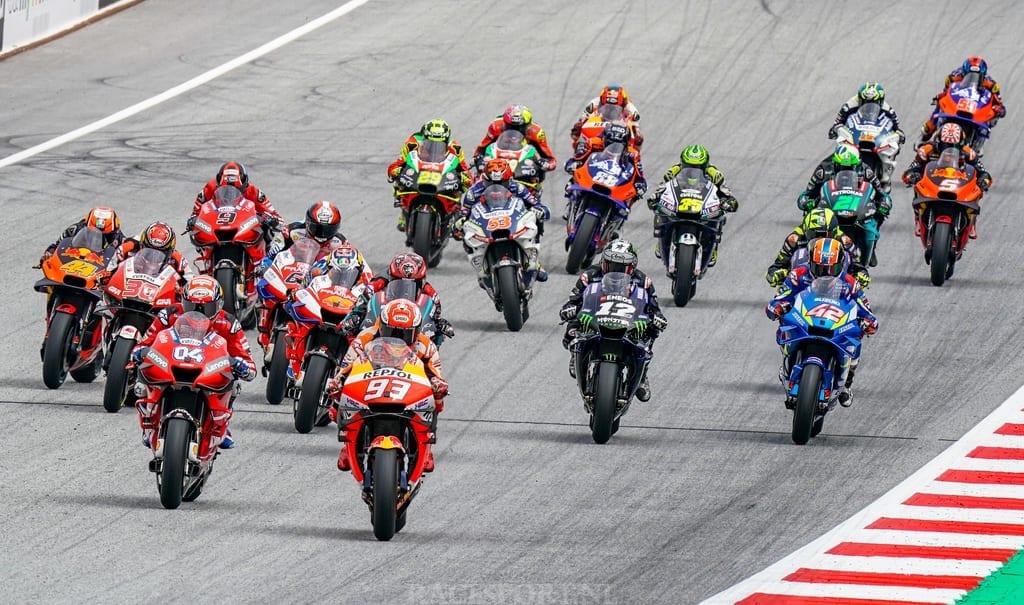 start-motogp-race