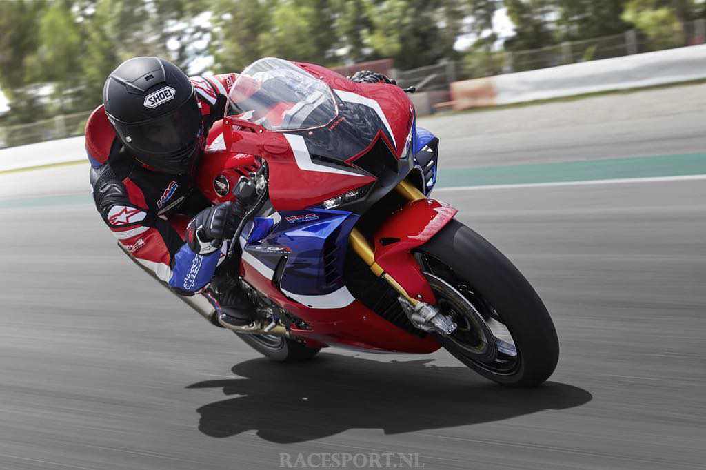 Honda-CBR1000RR-R_SP