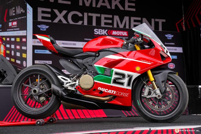 ducati-panigale-v2