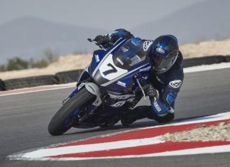 Yamaha R7 Supersport