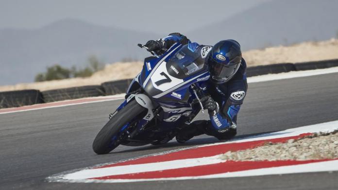 Yamaha R7 Supersport