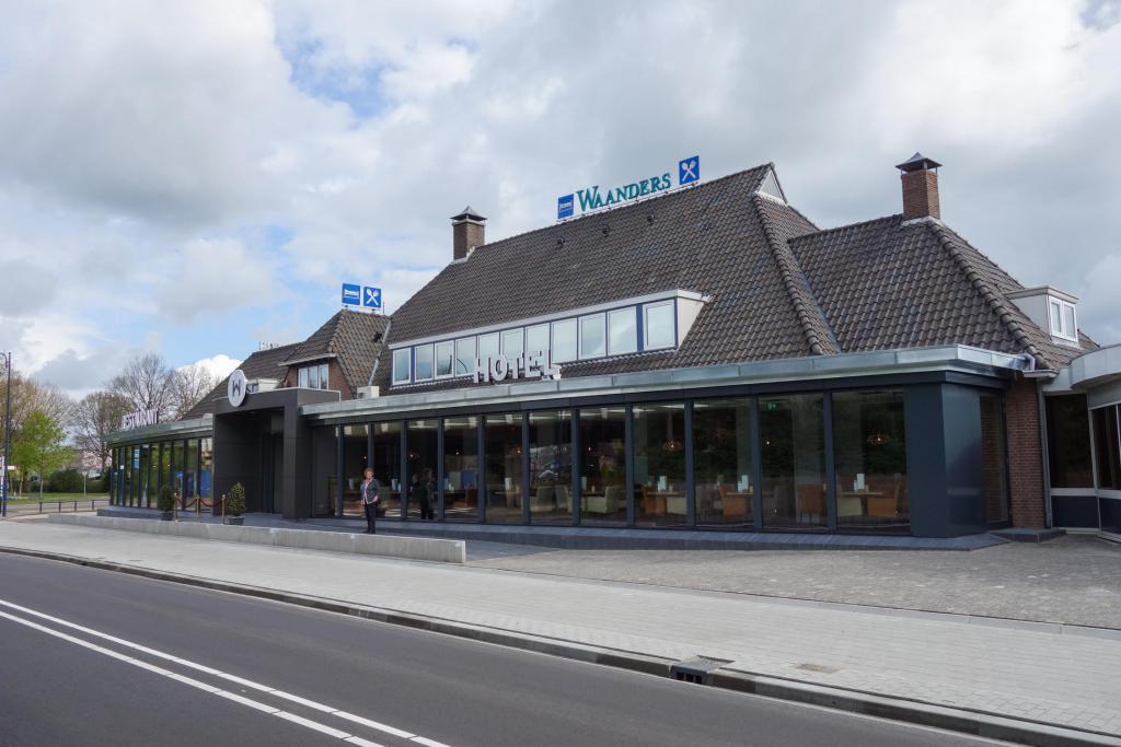 Dutch TT Pitstop bij Waanders Staphorst – Powered by Racesport.nl