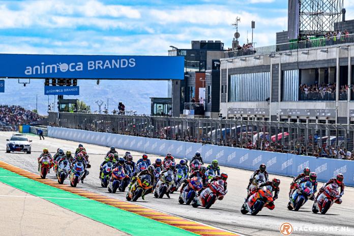 start-moto2-race-aragon