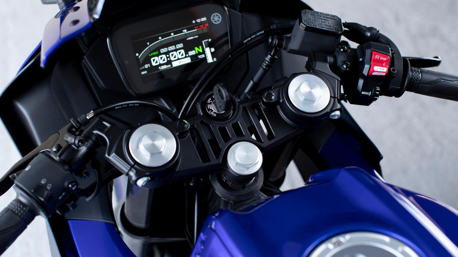 2023_YAM_YZF-R125_EU_DPBMC_DET_003_03_preview