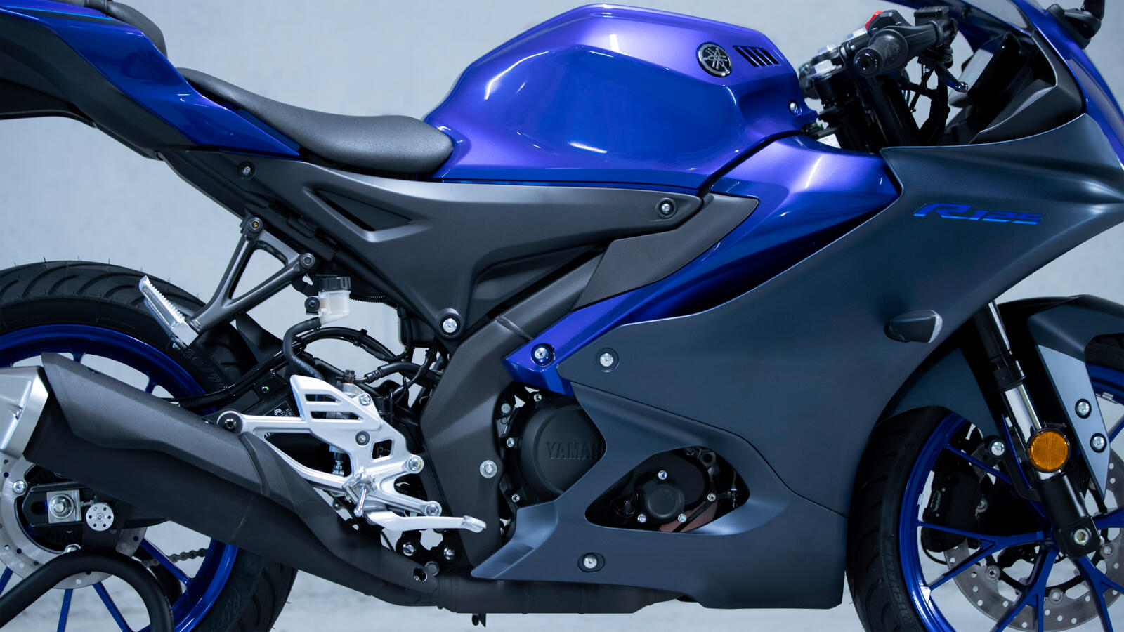 2023_YAM_YZF-R125_EU_DPBMC_DET_009_03_preview