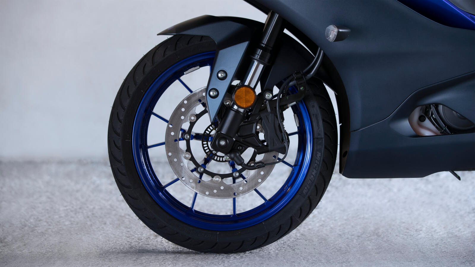 2023_YAM_YZF-R125_EU_DPBMC_DET_010_03_preview