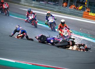 rea-razgatlioglu-assen-2022