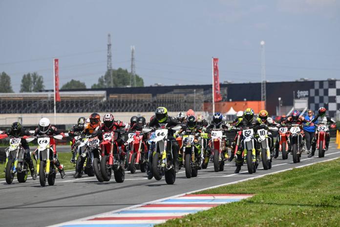 start-supermono-race