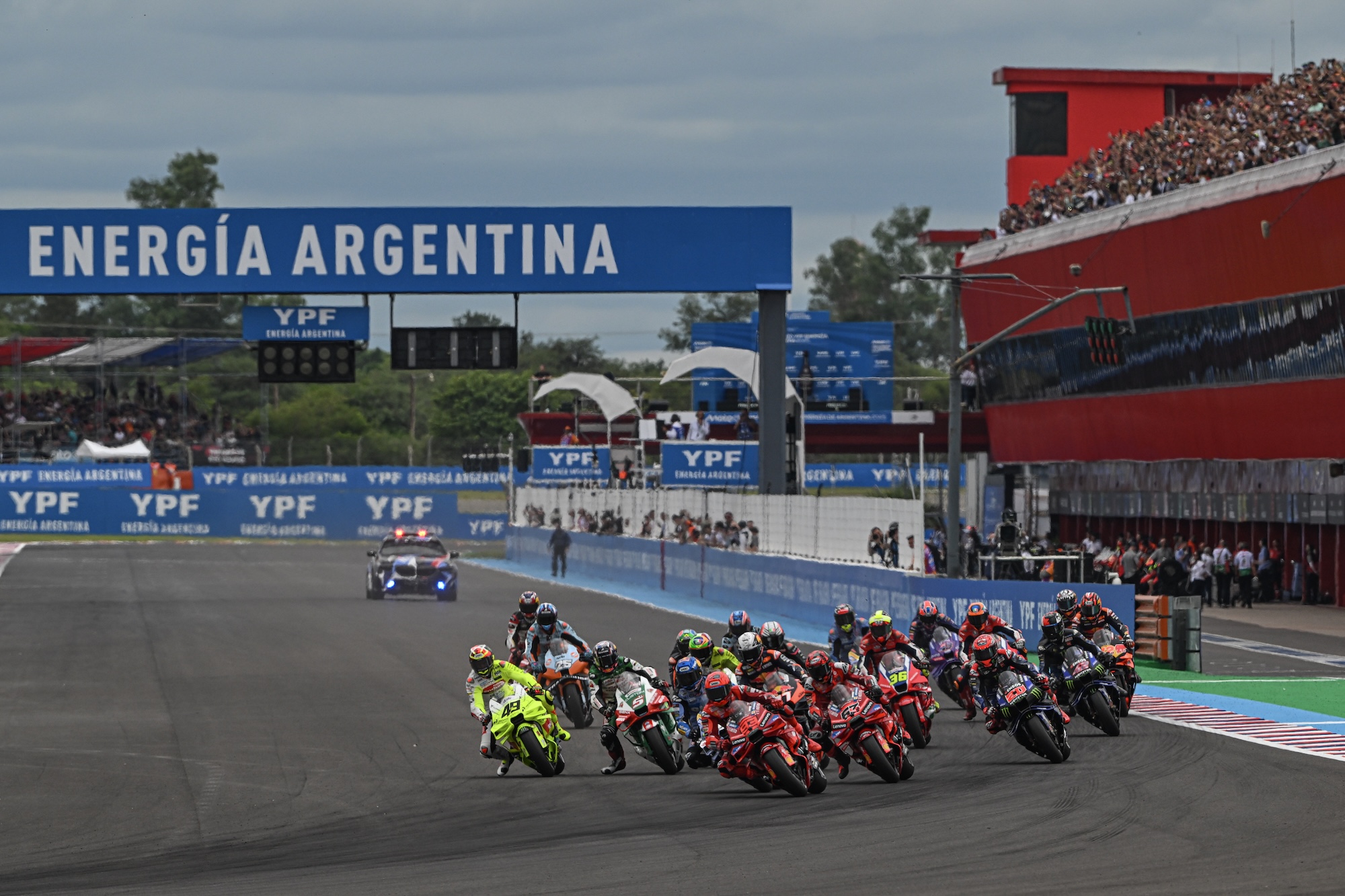start-motogp-race-termas-2025