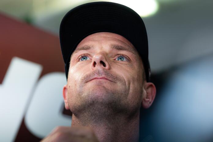 sam-lowes