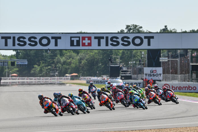 Moto3 start in Tsjechië | Foto© MotoGP