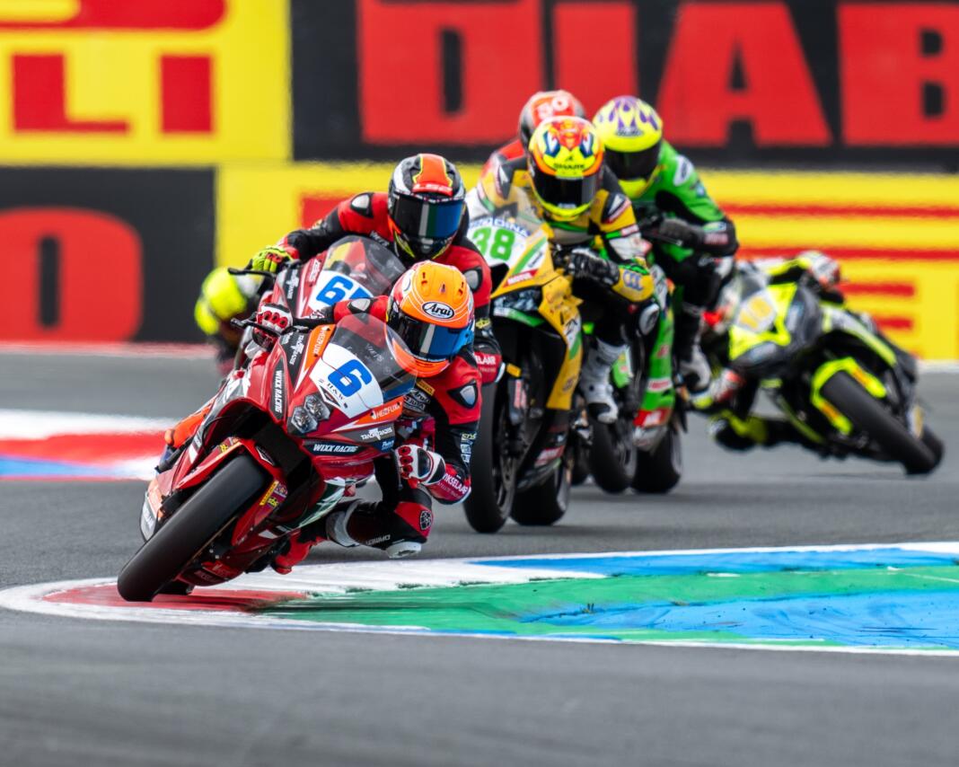 buis-race1-assen-2026
