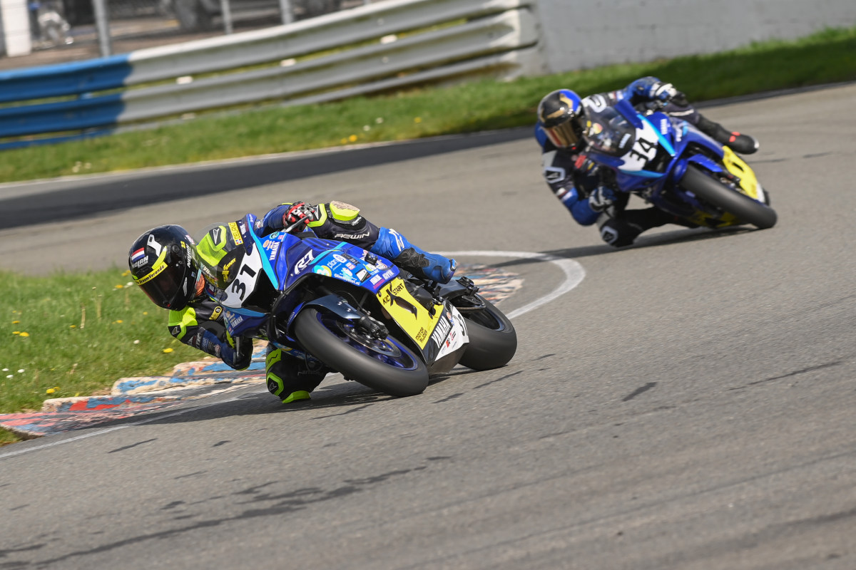 R7_ (12)_022R7_ (12)