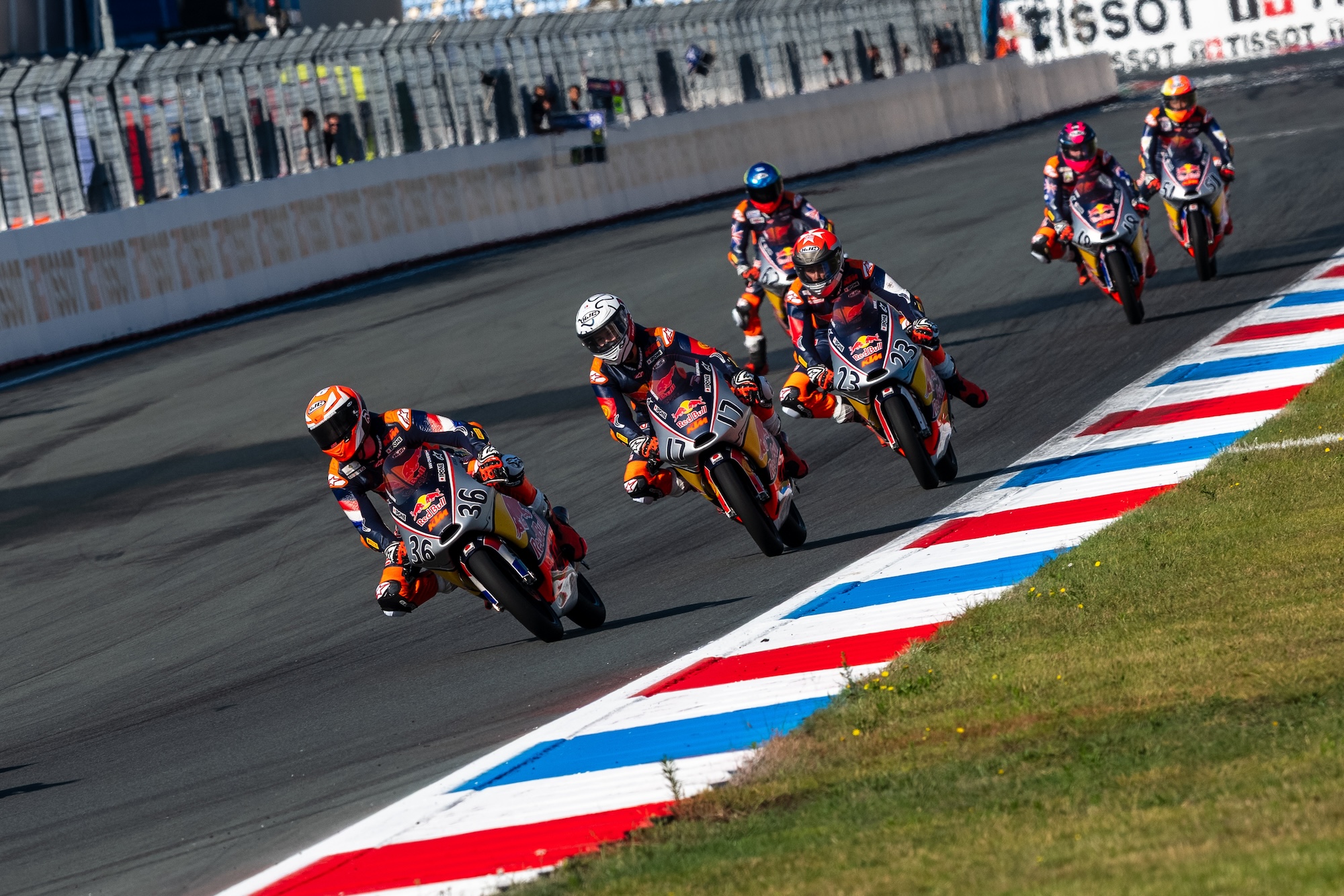 Fernandez wint tweede Red Bull Rookies Cup-race in Assen, Van Crugten vijftiende